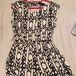 Geometric pattern romper